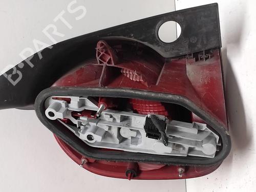 Used Right taillight Right taillight RENAULT MODUS / GRAND MODUS (F/JP0_) 1.2 (JP0C, JP0K, FP0C, FP0K, FP0P, JP0P, JP0T) (75 hp) 18221834 18221834