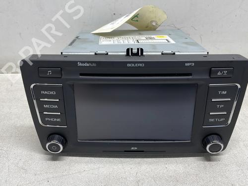 Radio SKODA OCTAVIA II (1Z3) 2.0 TDI 16V 1Z0035156F