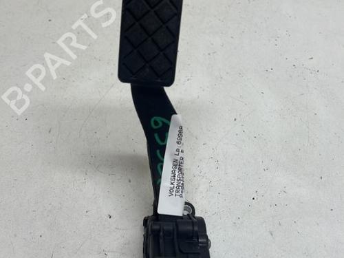 Used Pedal Pedal VW TRANSPORTER T5 Bus (7HB, 7HJ, 7EB, 7EJ) 2.5 TDI (174 hp) 18343375 18343375