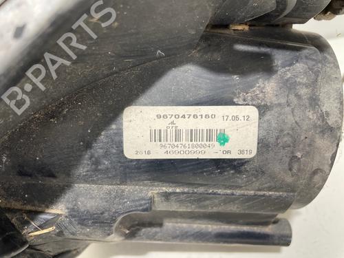 Used Right front fog light Right front fog light 38057272 38057272