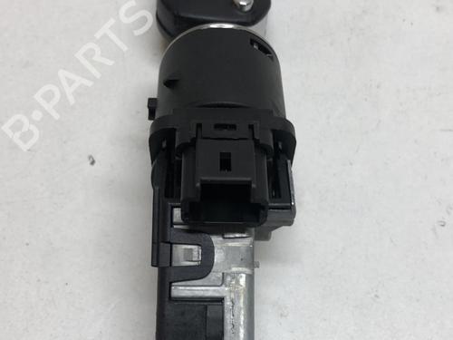 Used Ignition barrel Ignition barrel PEUGEOT 3008 II SUV (MC_, MR_, MJ_, M4_) 1.6 BlueHDi 120 (120 hp) 18223031 18223031