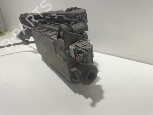 Elektrisk parkeringsbremse Elektrisk parkeringsbremse RENAULT SCÉNIC II (JM0/1_) [2003-2010] 37461233 37461233