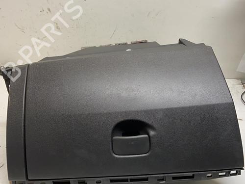 Used Glove box Glove box RENAULT CLIO III (BR0/1, CR0/1) 2.0 16V Sport (200 hp) 18231841 18231841