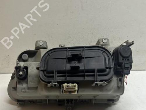 Used Right headlight FIAT SCUDO Van (220_) 2.0 JTD (94 hp) 18209382