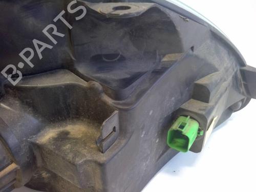 Used Left headlight FORD FIESTA V (JH_, JD_) 1.4 TDCi (68 hp) 18215570