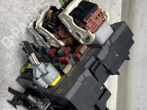 Fuse box CITROËN C5 III (RD_) 2.0 HDi 140 (RDRHF8, RDRHFA, RDRHA8, RDRHAJ) | BP33741398E1 - Image 2