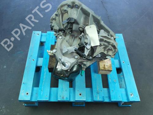 Used Gearbox Gearbox RENAULT TWINGO III (BCM_, BCA_) 1.0 SCe 70 (BCMB) (69 hp) 18221986 18221986