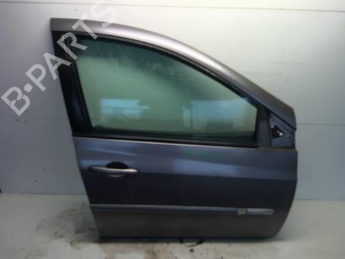 Used Right front door RENAULT CLIO III (BR0/1, CR0/1) 1.2 16V (BR02, BR0J, BR11, CR02, CR0J, CR11) (75 hp) 19932050