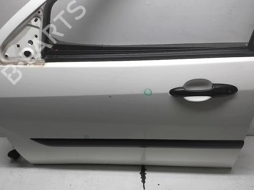 Used Left front door FORD FOCUS I Turnier (DNW) 1.8 Turbo DI / TDDi (90 hp) 18211224