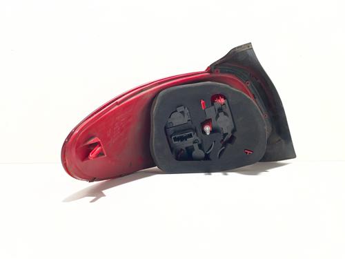 Used Right taillight Right taillight PEUGEOT 206+ (2L_, 2M_) 1.4 HDi eco 70 (68 hp) 39700833 39700833