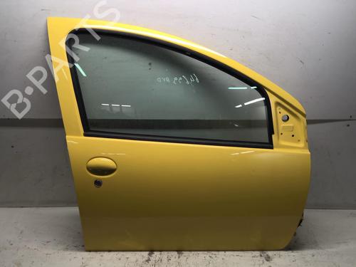 Used Right front door PEUGEOT 107 (PM_, PN_) 1.4 HDi (54 hp) 18208305
