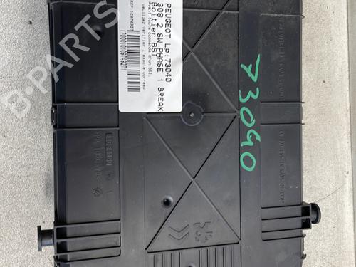 Fuse box PEUGEOT 308 SW II (LC_, LJ_, LR_, LX_, L4_) 1.6 BlueHDi 120 | BP27637717E1 