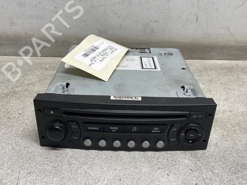 Used Radio PEUGEOT 5008 (0U_, 0E_) 1.6 HDi (110 hp) 31972820