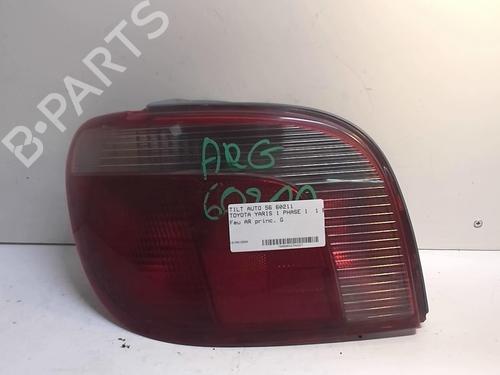 Venstre baglygte TOYOTA YARIS (_P1_) 1.0 (SCP10_, SCP10R) (68 hp) 18221358