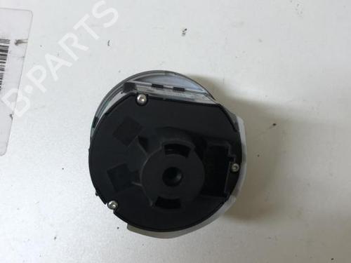 Used Headlight switch VW TIGUAN (5N_) 2.0 TDI (110 hp) 18228594
