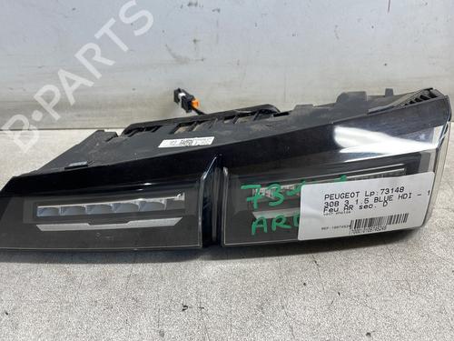 Used Right tailgate light PEUGEOT 308 III (FB_, FH_, FP_, F3_, FM_) BlueHDi 130 (FBYHZL, FBYHZT) (131 hp) 27637706