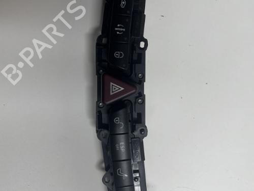 Used Warning switch MERCEDES-BENZ S-CLASS (W220) S 320 CDI (220.025, 220.125) (204 hp) 18530918