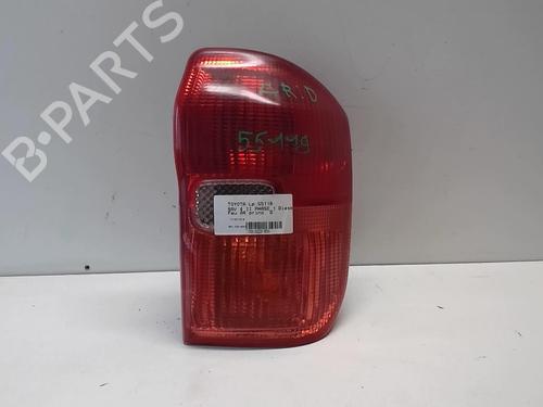 Højre baglygte TOYOTA RAV 4 II (_A2_) 2.0 D 4WD (CLA20_, CLA21_, CLA20R, CLA21R) (116 hp) 18219185