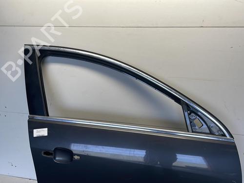 Used Right front door OPEL INSIGNIA A Saloon (G09) 2.0 CDTI (69) (131 hp) 18207736