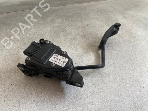 Pedal Pedal RENAULT TRAFIC II Van (FL) 1.9 dCi 80 (FL0B) (82 hp) 34146354 34146354