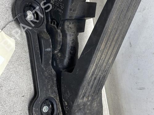 Pedal MAZDA CX-30 (DM) SKYACTIV-G M Hybrid (122 hp) 29974385