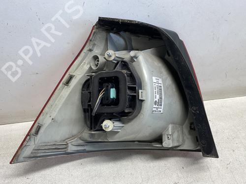 Right taillight VW GOLF V (1K1) 1.9 TDI | BP25871326C35 