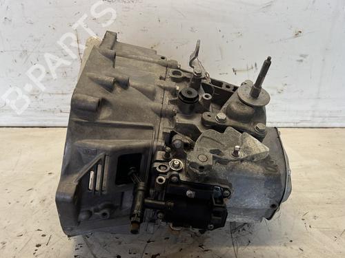 Gearbox PEUGEOT 5008 (0U_, 0E_) 1.6 HDi | BP25276512M3 