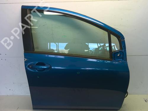 Used Right front door TOYOTA YARIS (_P9_) 1.4 D-4D (NLP90_, NLP90R) (90 hp) 20724807
