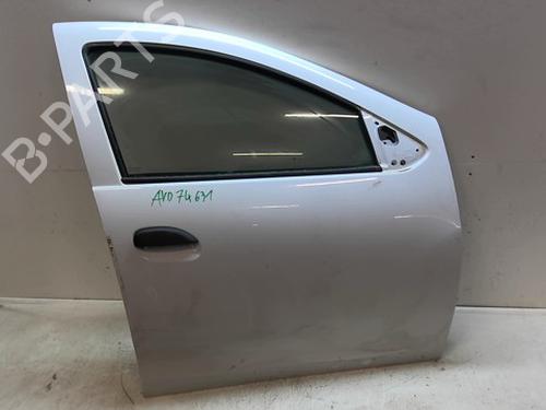 dr-hjre-fortil-dacia-sandero-ii-2012-34172417 main image