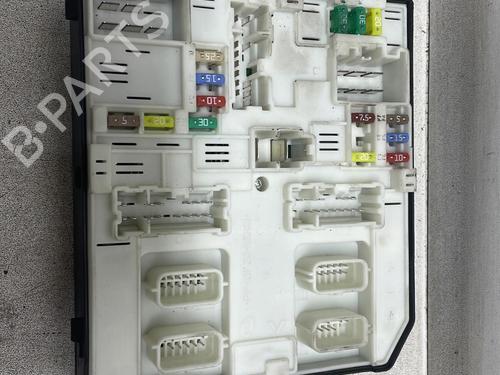 Fuse box RENAULT LAGUNA III (BT0/1) 2.0 dCi (BT07, BT0J, BT14, BT1A, BT1S) | BP29554613E1 - Image 3