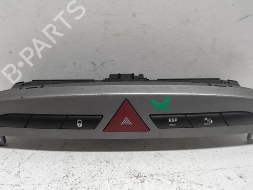 Used Warning switch PEUGEOT 308 I (4A_, 4C_) 1.6 16V (174 hp) 18228937