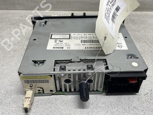 Used Radio Radio RENAULT GRAND SCÉNIC III (JZ0/1_) 1.6 dCi (JZ00, JZ12) (130 hp) 30437965 30437965