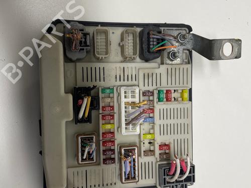 Used Fuse box Fuse box RENAULT KANGOO / GRAND KANGOO II (KW0/1_) [2008-2026] 34557197 34557197