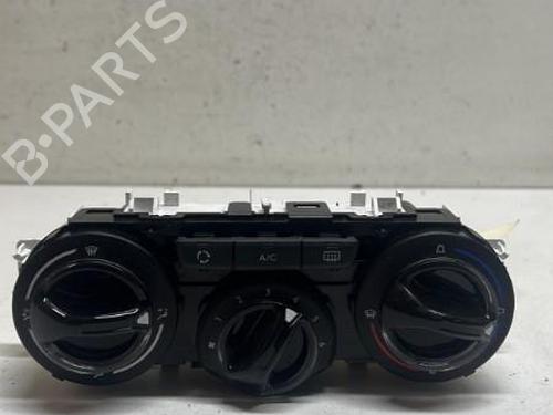 Climate control PEUGEOT 208 I (CA_, CC_) 1.2 VTI 82 | BP18222684I5