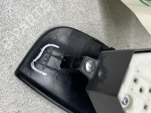 Used Left front window switch Left front window switch TOYOTA YARIS (_P13_) 1.0 (KSP130_, KSP130) (69 hp) 30777564 30777564
