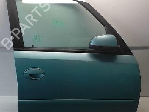Used Right front door OPEL MERIVA A MPV (X03) 1.6 16V (E75) (100 hp) 18222050