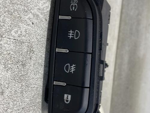 Used Switch ALFA ROMEO GIULIETTA (940_) 1.4 TB (940.FYA1A) (150 hp) 32863843