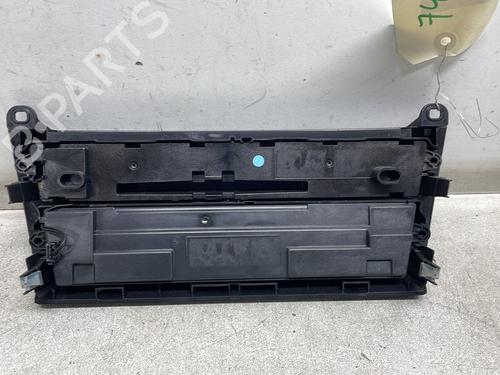 climate-control-bmw-1-f21-2011-2012-2013-2014-2015-2016-2017-2018-2019-31637402 main image