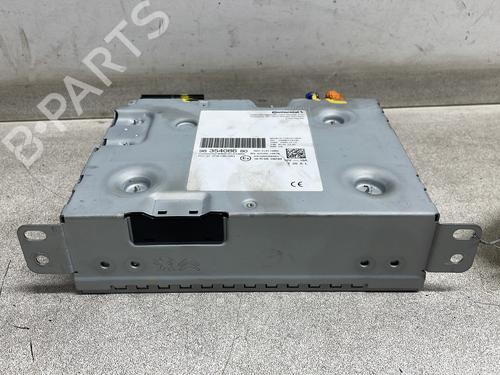 Used Radio PEUGEOT 208 II (UB_, UP_, UW_, UJ_) 1.5 BlueHDI 100 (102 hp) 31048043