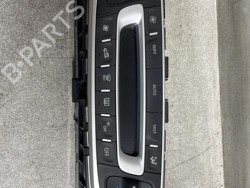 Used Climate control Climate control RENAULT MEGANE IV Hatchback (B9A/M/N_) [2015-2026] 33741393 33741393