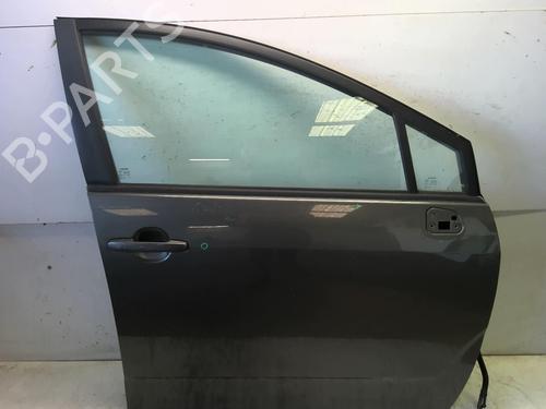 Right front door TOYOTA COROLLA Verso (ZER_, ZZE12_, R1_) 2.2 D-4D (AUR10_, AUR10R) | BP18210138C3