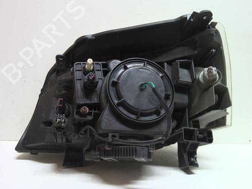 Right headlight NISSAN X-TRAIL I (T30) 2.2 dCi 4x4 | BP18223778C29 