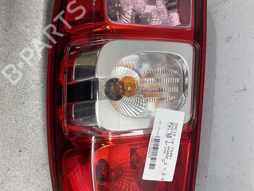 Feu arrière droit DACIA DUSTER (HS_) 1.2 TCe 125 (125 hp) 33000702
