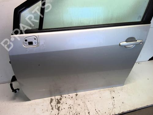Used Left front door TOYOTA COROLLA Verso (ZER_, ZZE12_, R1_) 2.2 D-4D (AUR10_, AUR10R) (136 hp) 18226010