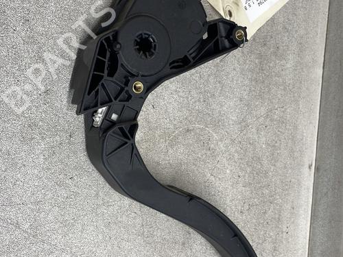 Pedal RENAULT CAPTUR I (J5_, H5_) 1.5 dCi 90 (J5N4, J5M5, J5MW, J5M6, J5AL, J5AJ) | BP29972449I4