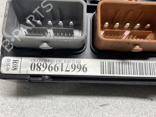 Used Fuse box Fuse box CITROËN DS3 (SA_) 1.6 HDi 110 (112 hp) 31640772 31640772