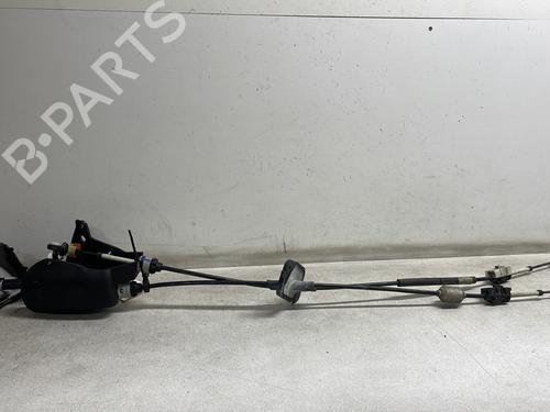 Used Gear lever RENAULT MASTER III Van (FV) 2.3 dCi 100 FWD (FV0A, FV0B, FV0G, FV0K, FV0H) (101 hp) 31640768