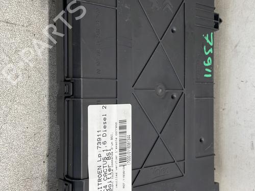 Used Fuse box Fuse box CITROËN C4 CACTUS 1.6 BlueHDi 100 (99 hp) 31068730 31068730
