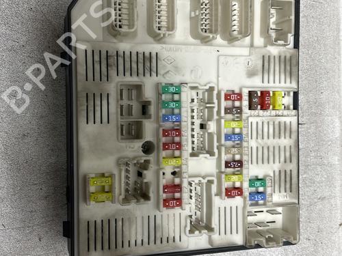 Scatola Fusibili RENAULT MEGANE III Hatchback (BZ0/1_, B3_) 1.5 dCi (BZ0C) (90 hp) 30408904