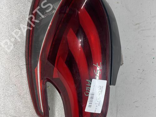 Used Right taillight Right taillight 32775774 32775774